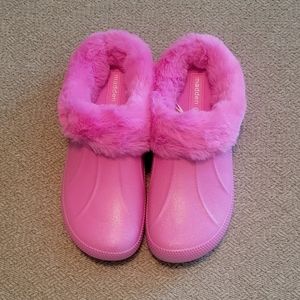 Madden girl slip ons